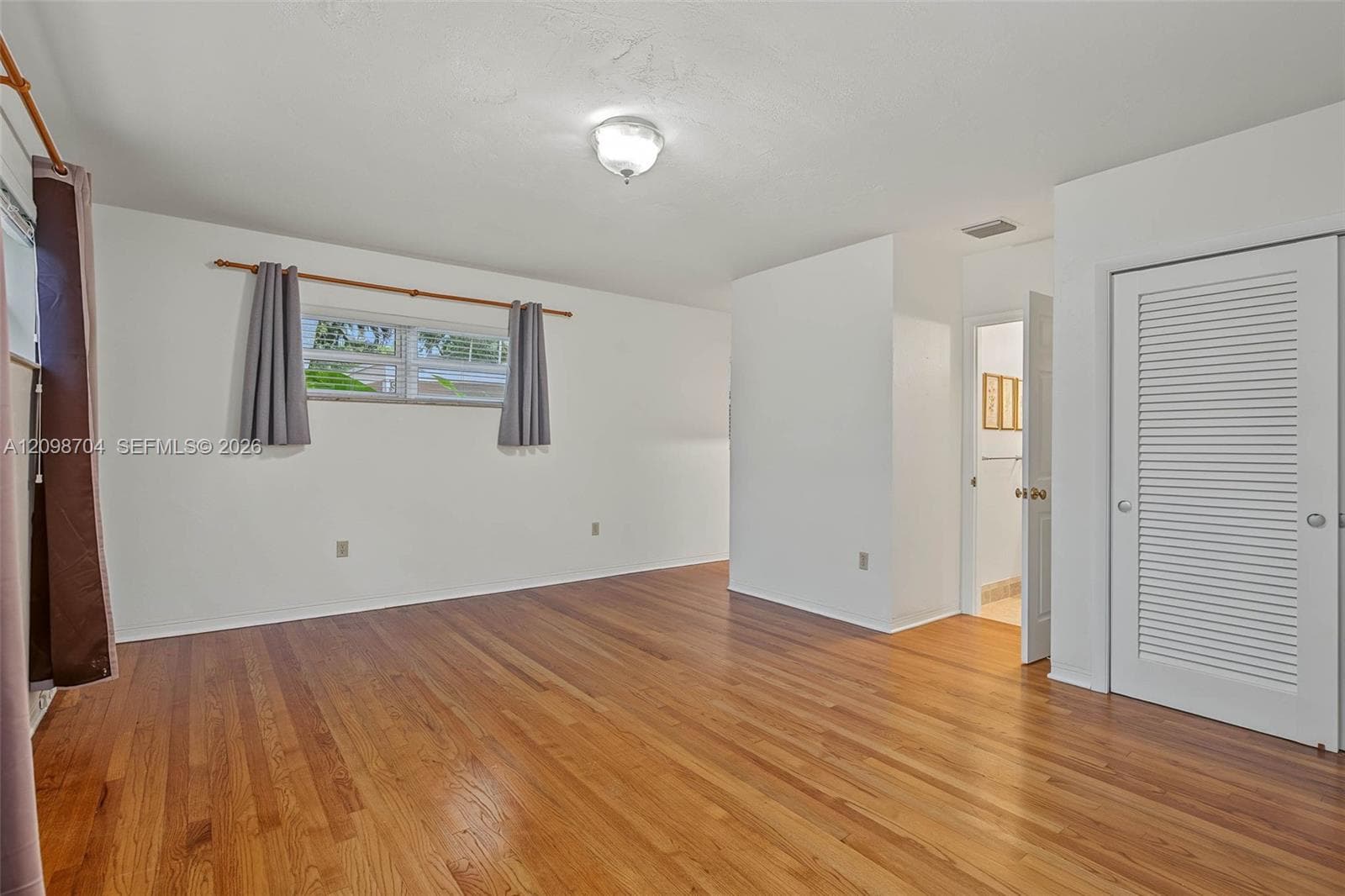 508 N Castania Ave photo 21