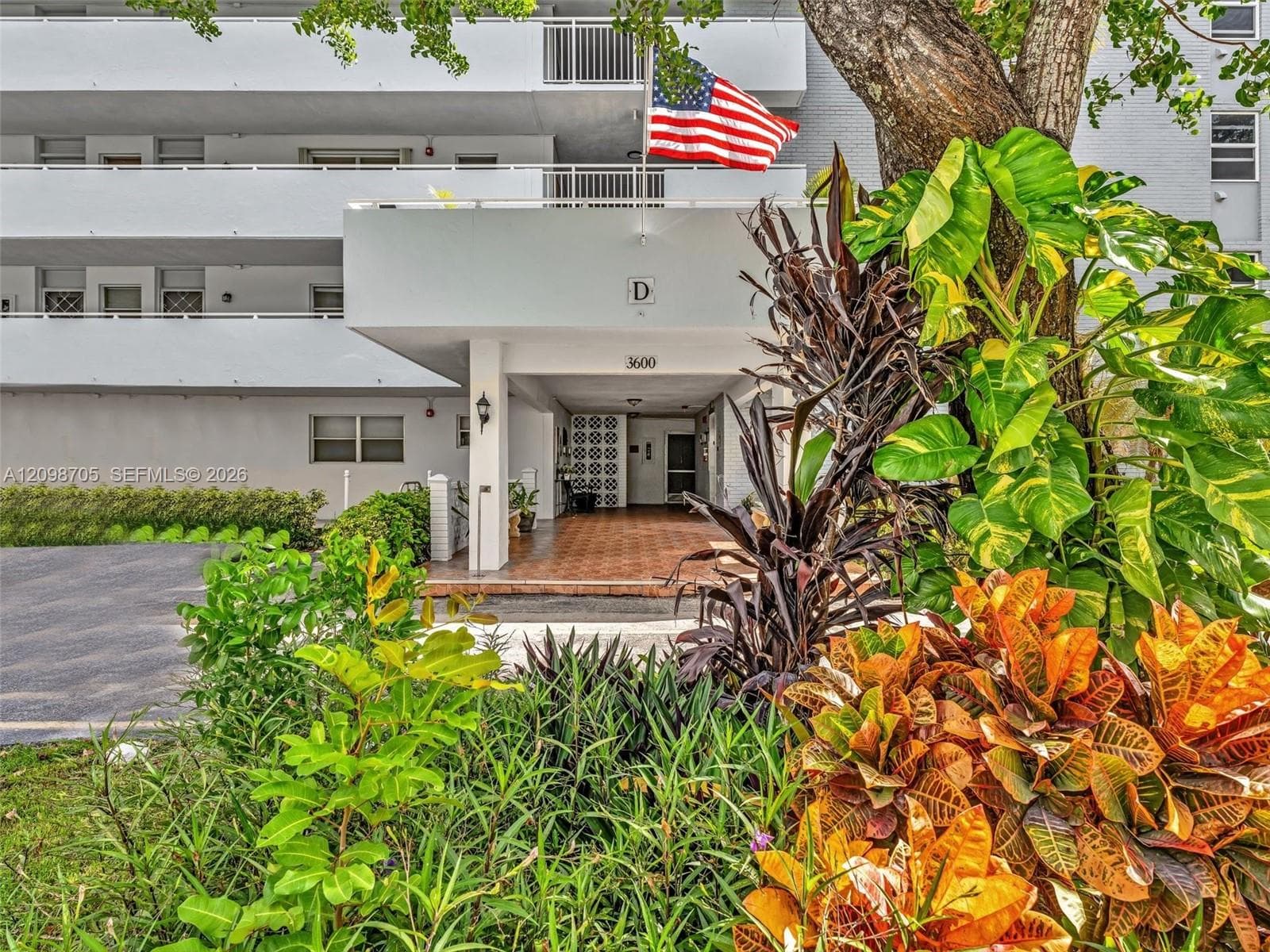 EDEN ISLES CONDO # 4 · #203 in North Miami Beach - Photo 54