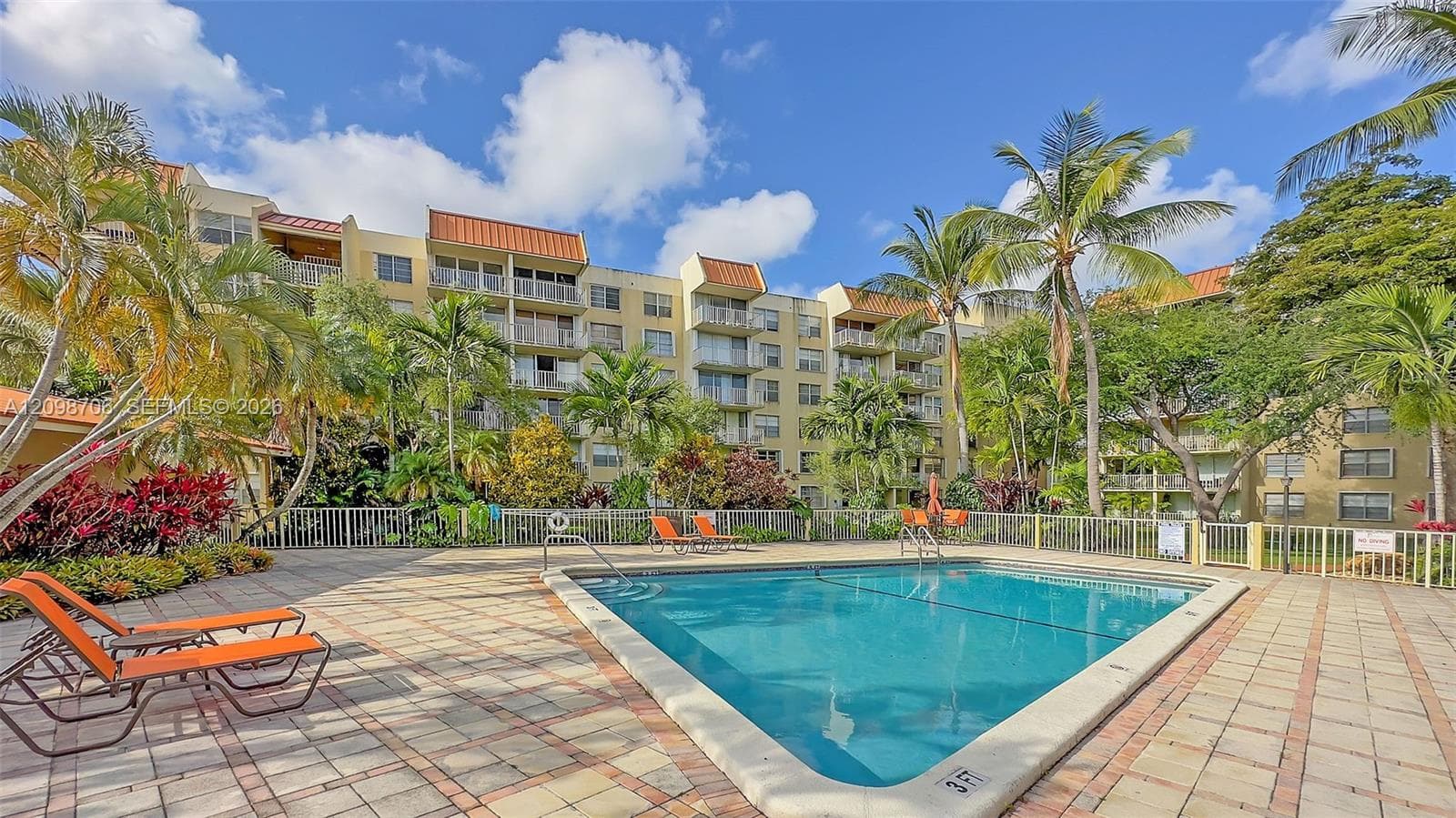VILLAGE AT THE FALLS COND · #B-412 in Miami - Photo 13