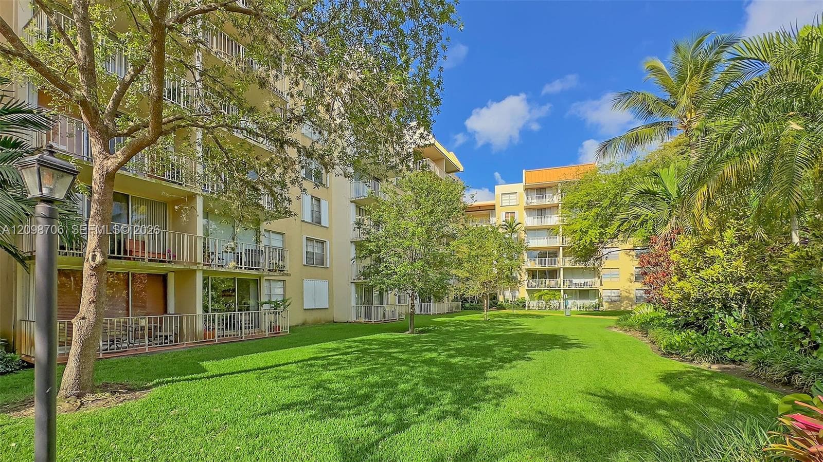 VILLAGE AT THE FALLS COND · #B-412 in Miami - Photo 14