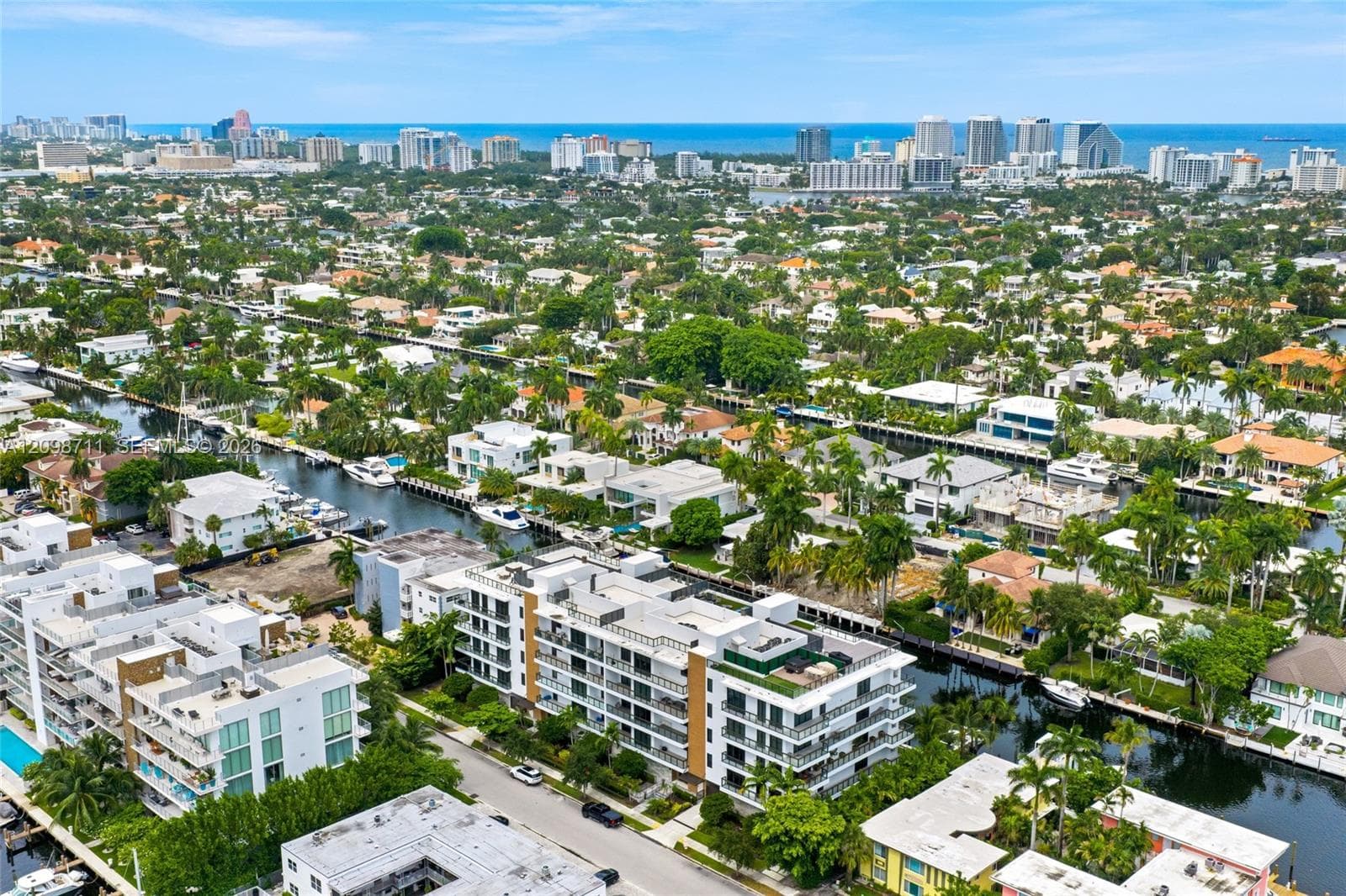AQUALUNA LAS OLAS · #PH3 in Fort Lauderdale - Photo 72