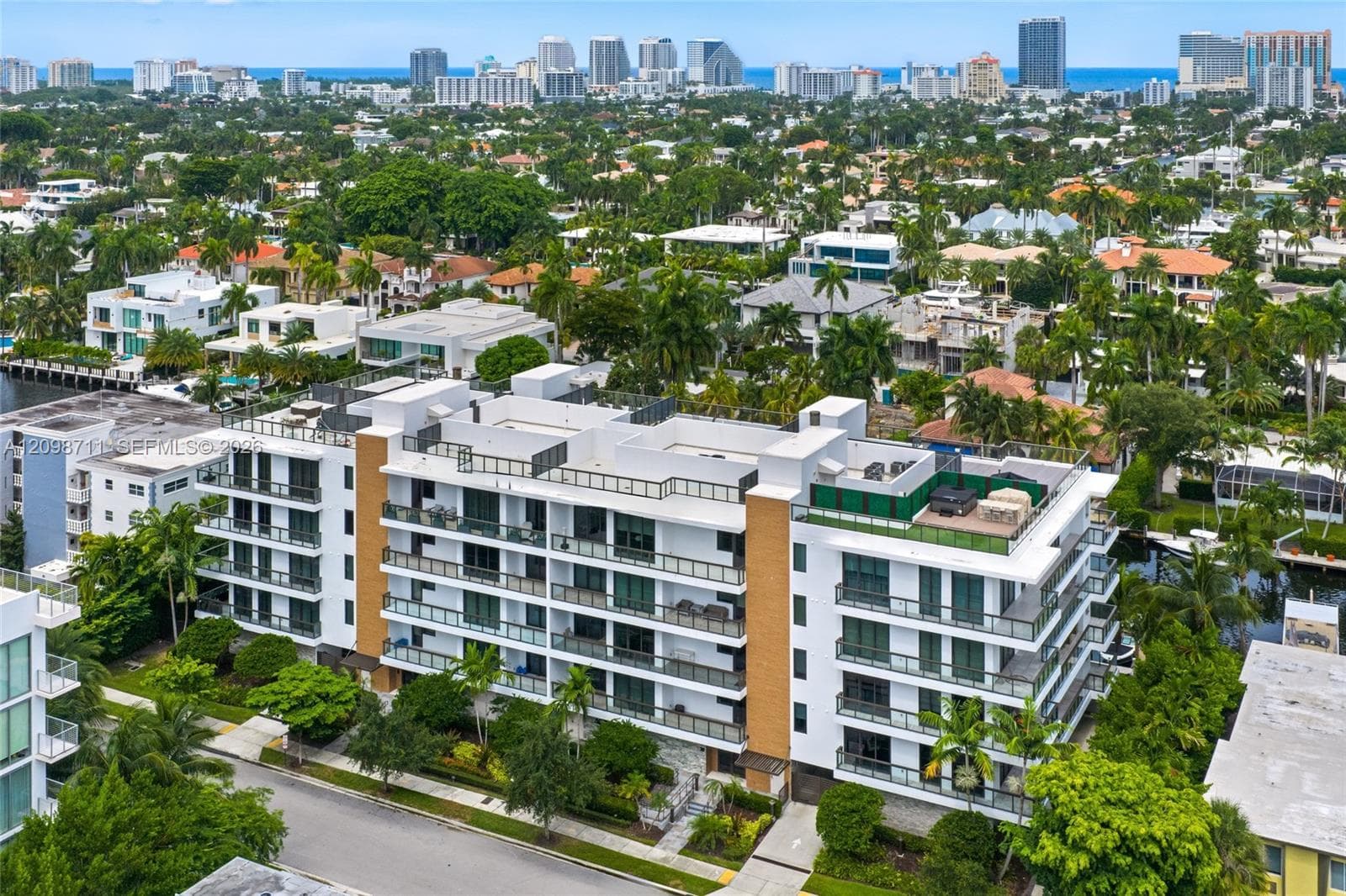 AQUALUNA LAS OLAS · #PH3 in Fort Lauderdale - Photo 73