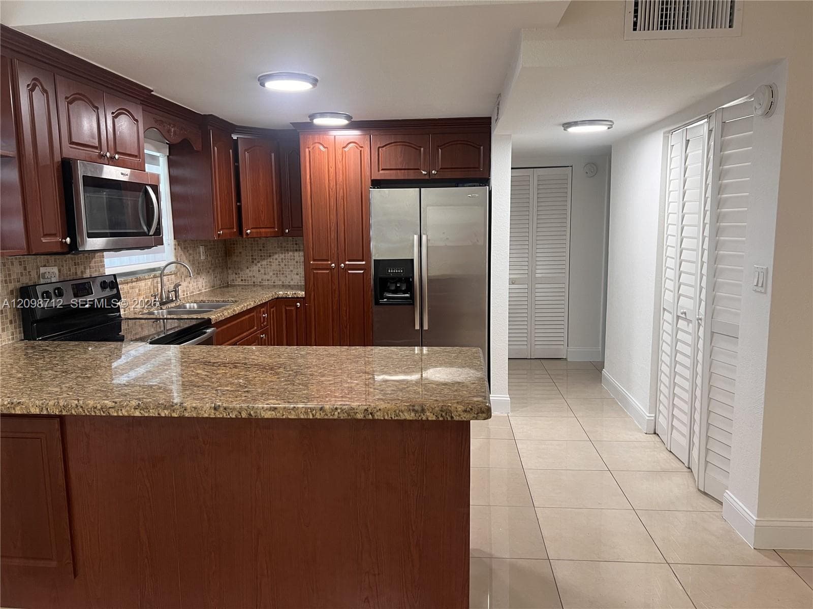 PARK EAST CONDO · #J106 in Miami - Photo 2