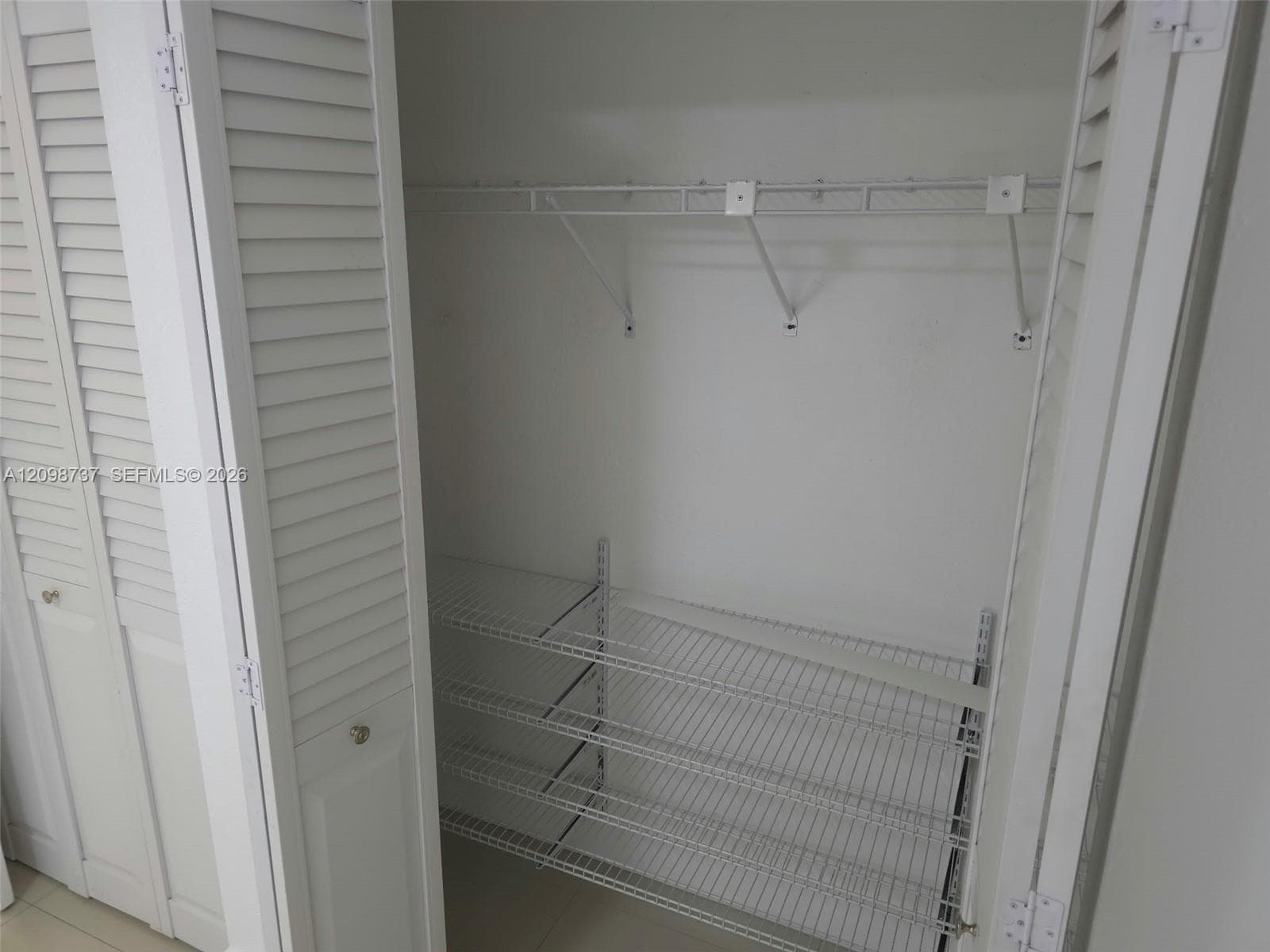 VILLA VERANDA CONDO · #F-107 in Hialeah - Photo 12