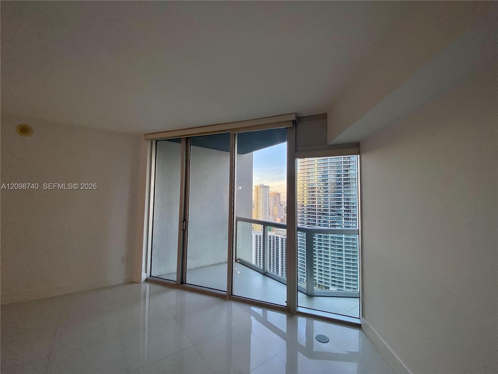 Icon Brickell I · #3808 in Miami - Photo 6