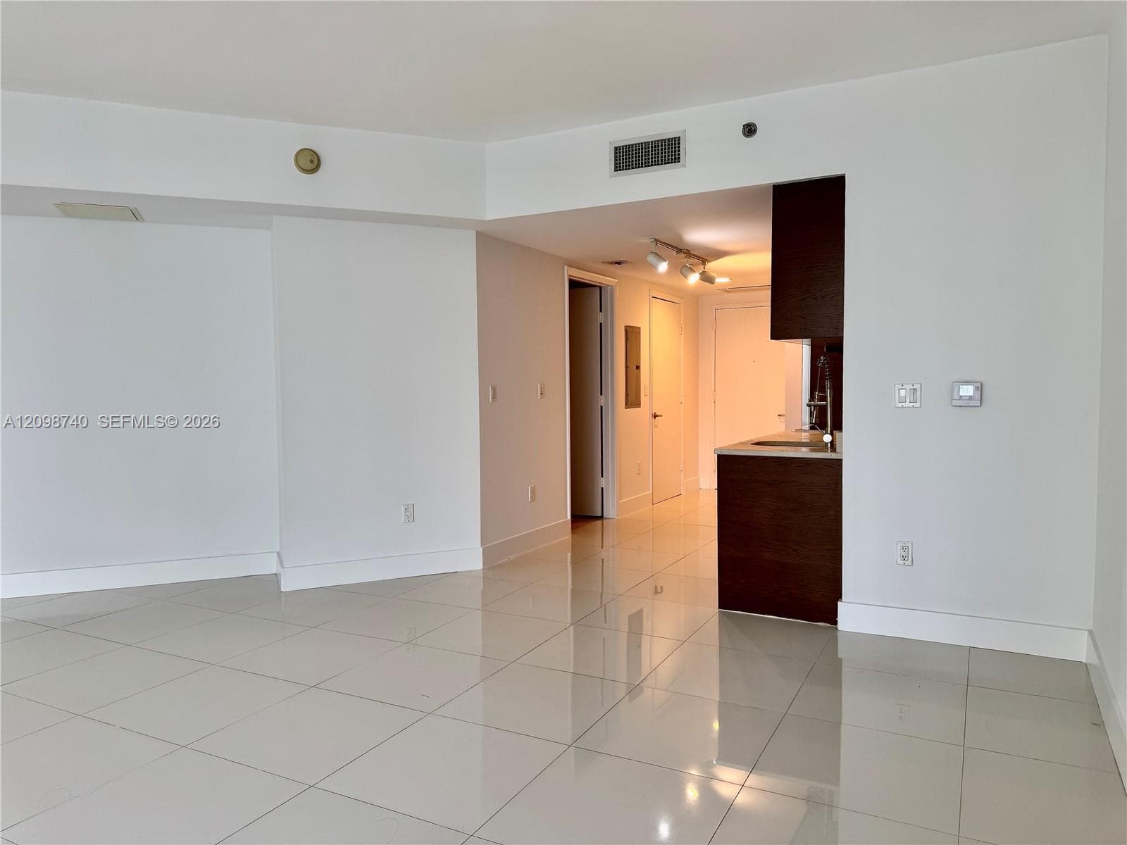 Icon Brickell I · #3808 in Miami - Photo 10