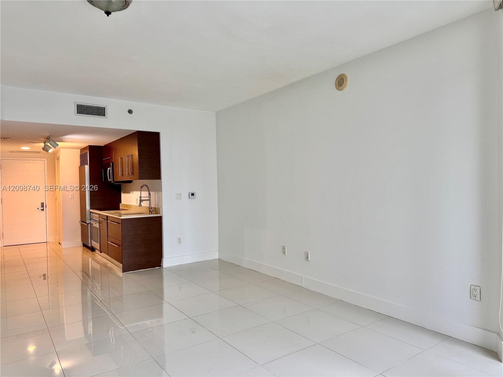 Icon Brickell I · #3808 in Miami - Photo 11
