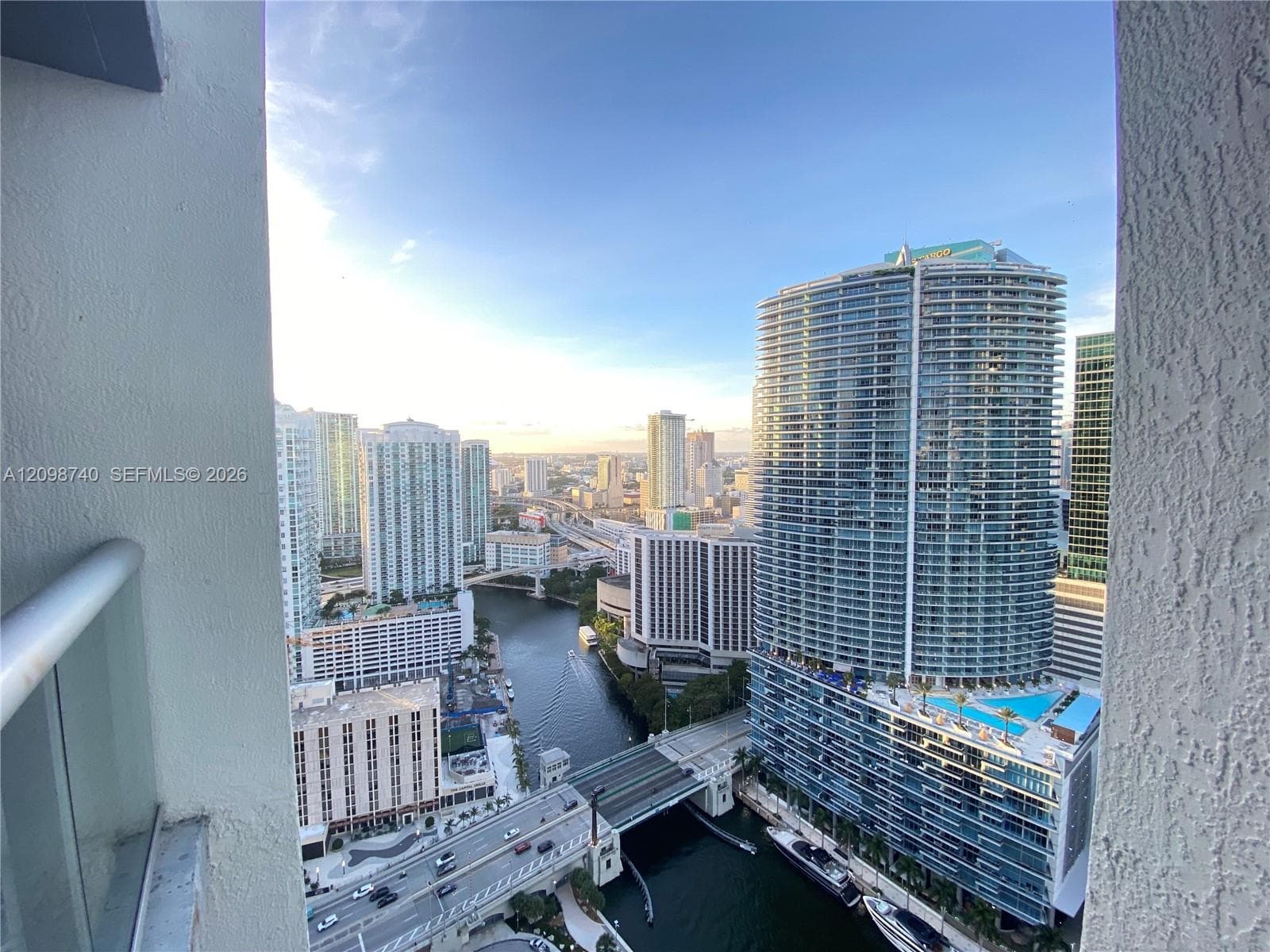 Icon Brickell I · #3808 in Miami - Photo 4