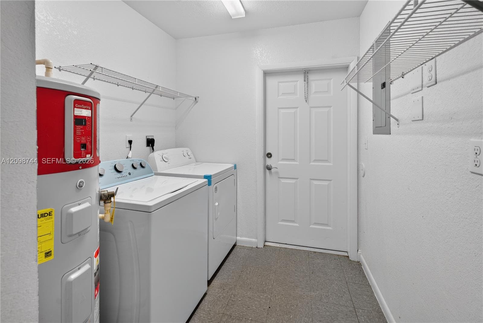 17290 SW 103rd Ave photo 9