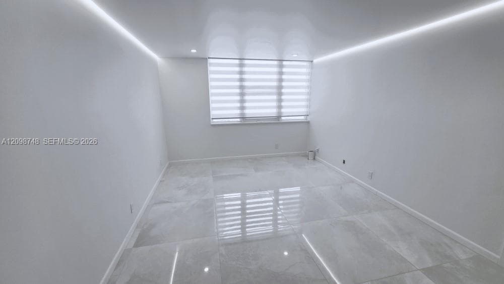 Parker Plaza · #2117 in Hallandale Beach - Photo 2