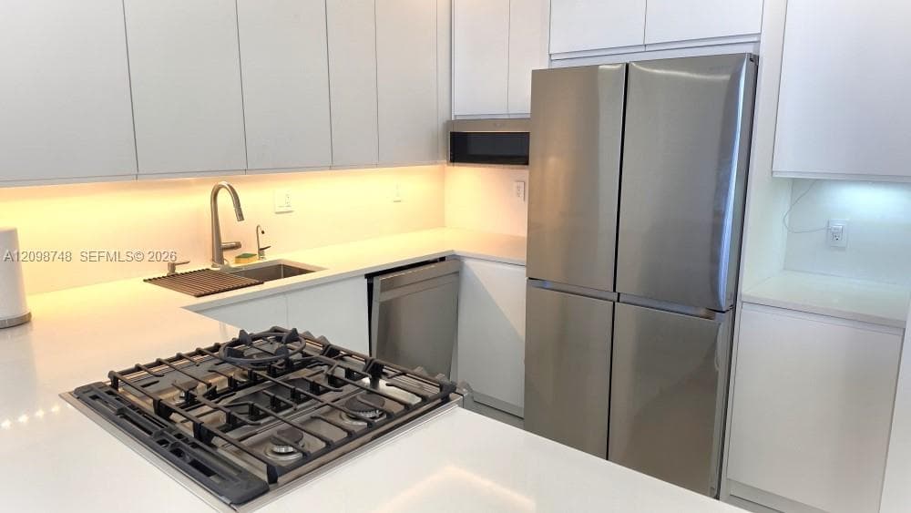Parker Plaza · #2117 in Hallandale Beach - Photo 10