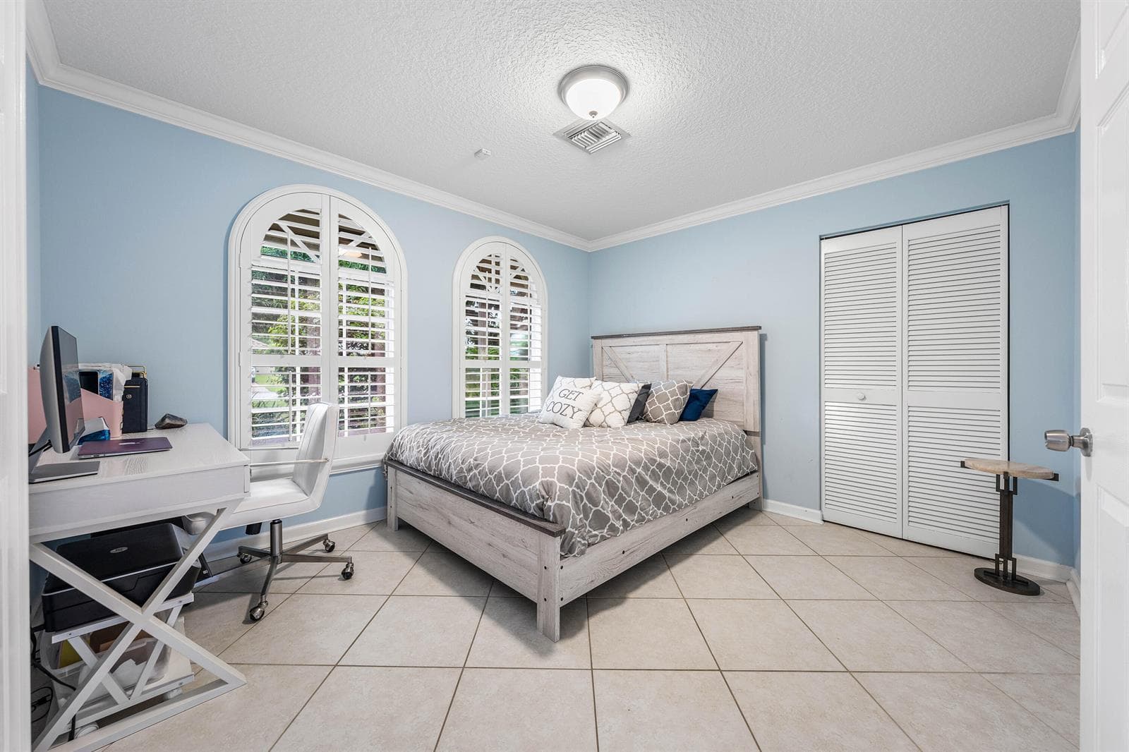 022-12685BucklandStreet-Wellington-FL-33