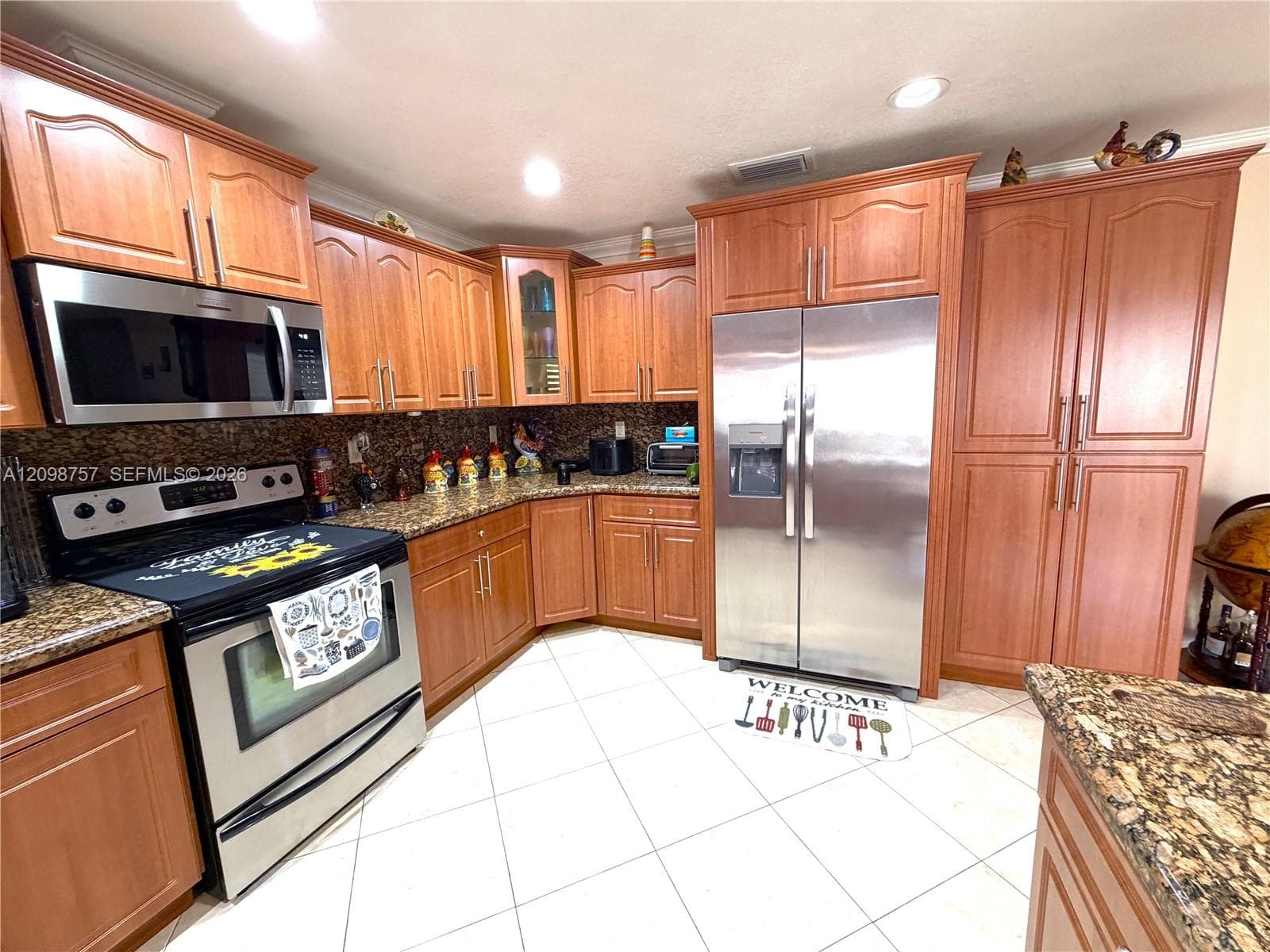 10110 SW 23rd Ter photo 36