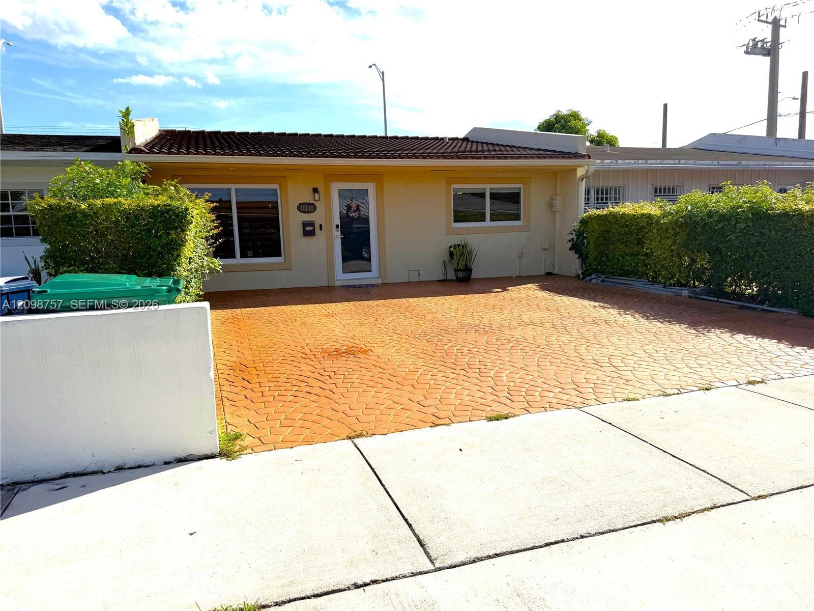 10110 SW 23rd Ter photo 4