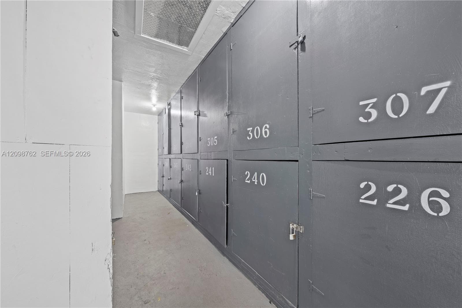 #305 Storage