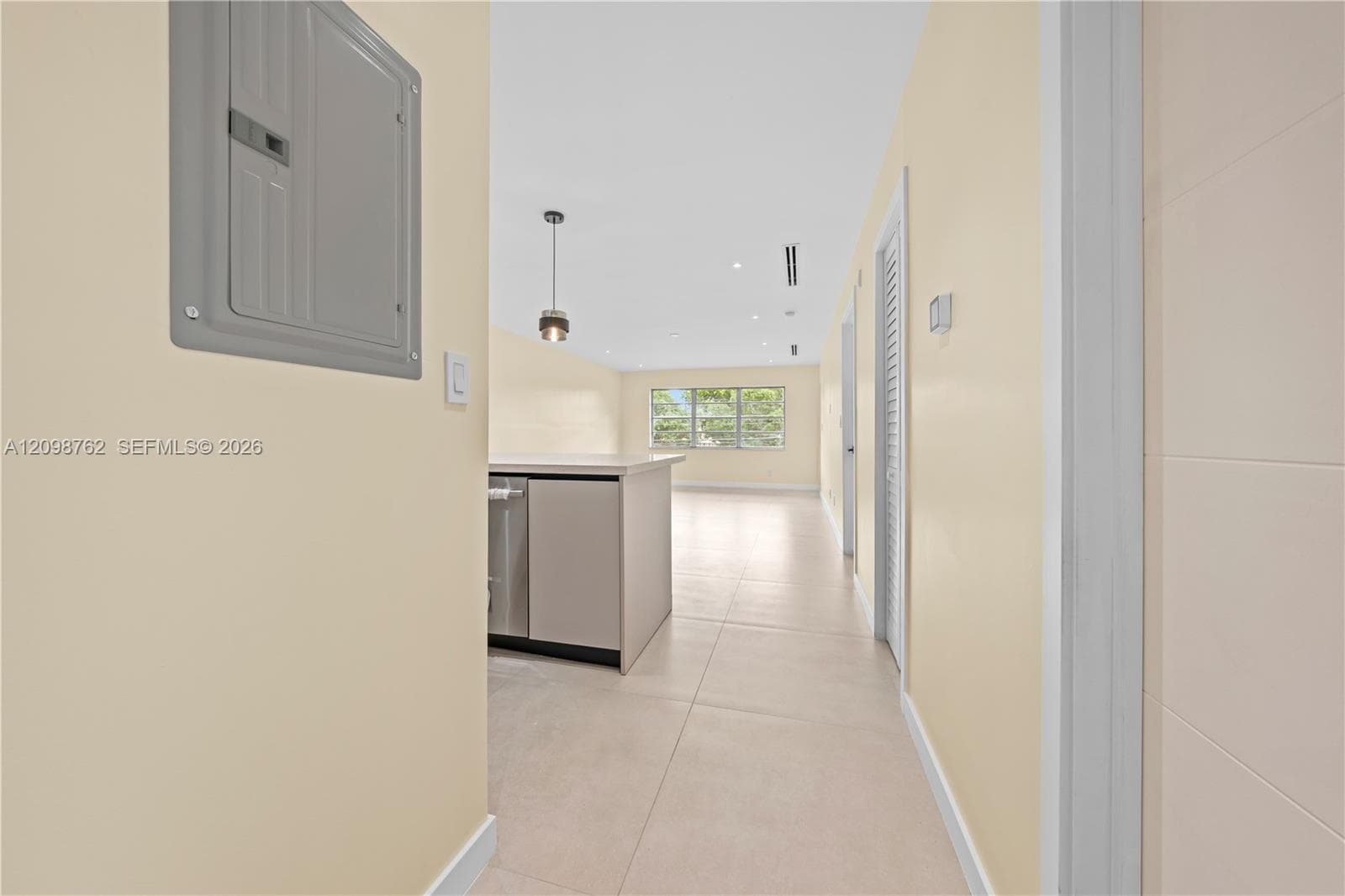 FOURTH HORIZONS CONDO · #305 in Miami - Photo 8