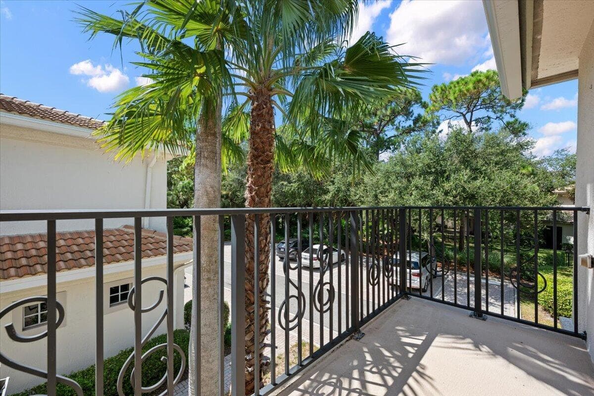 Open Sky Balcony
