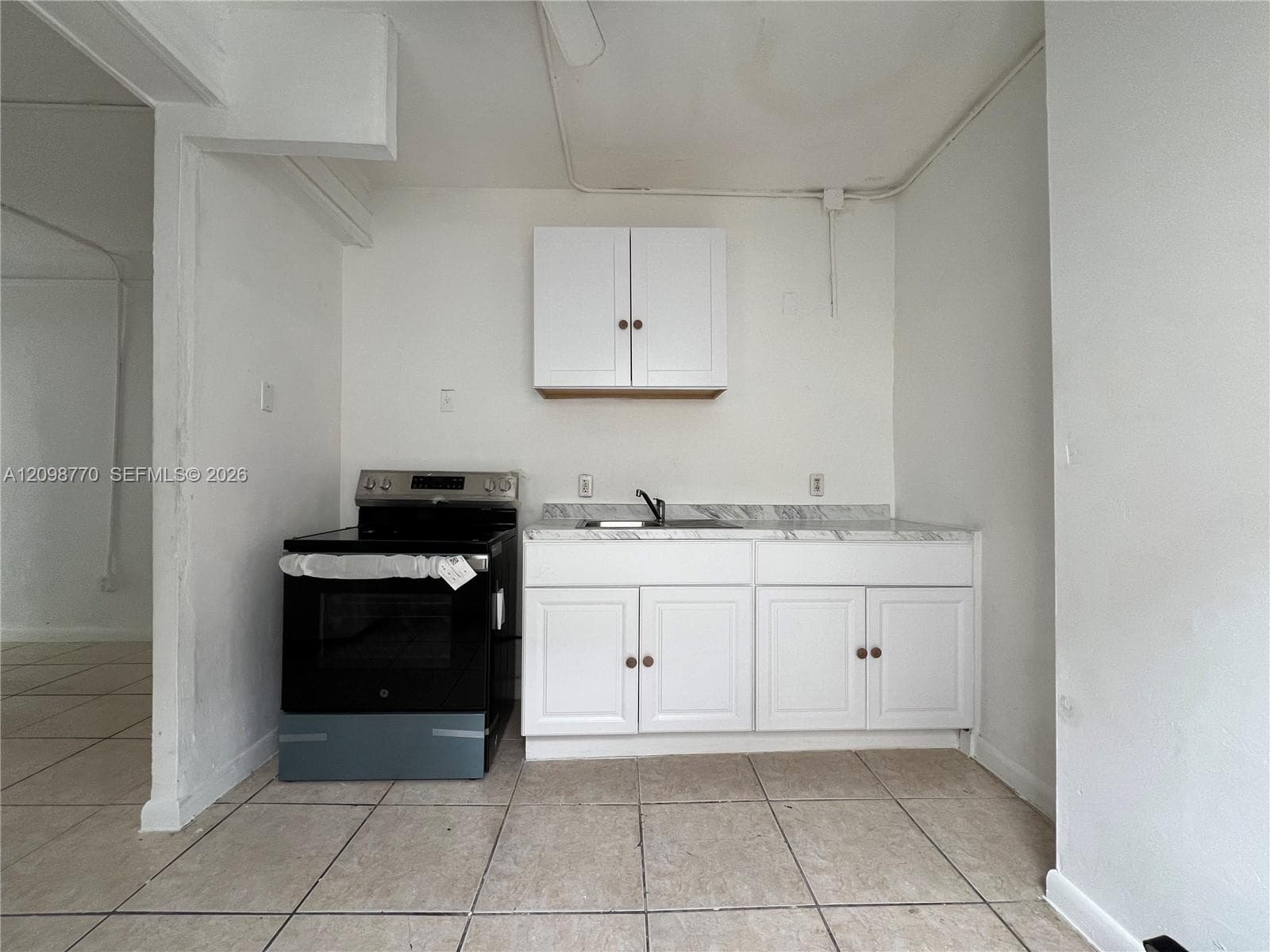 430 SW 3rd St #1 photo 3