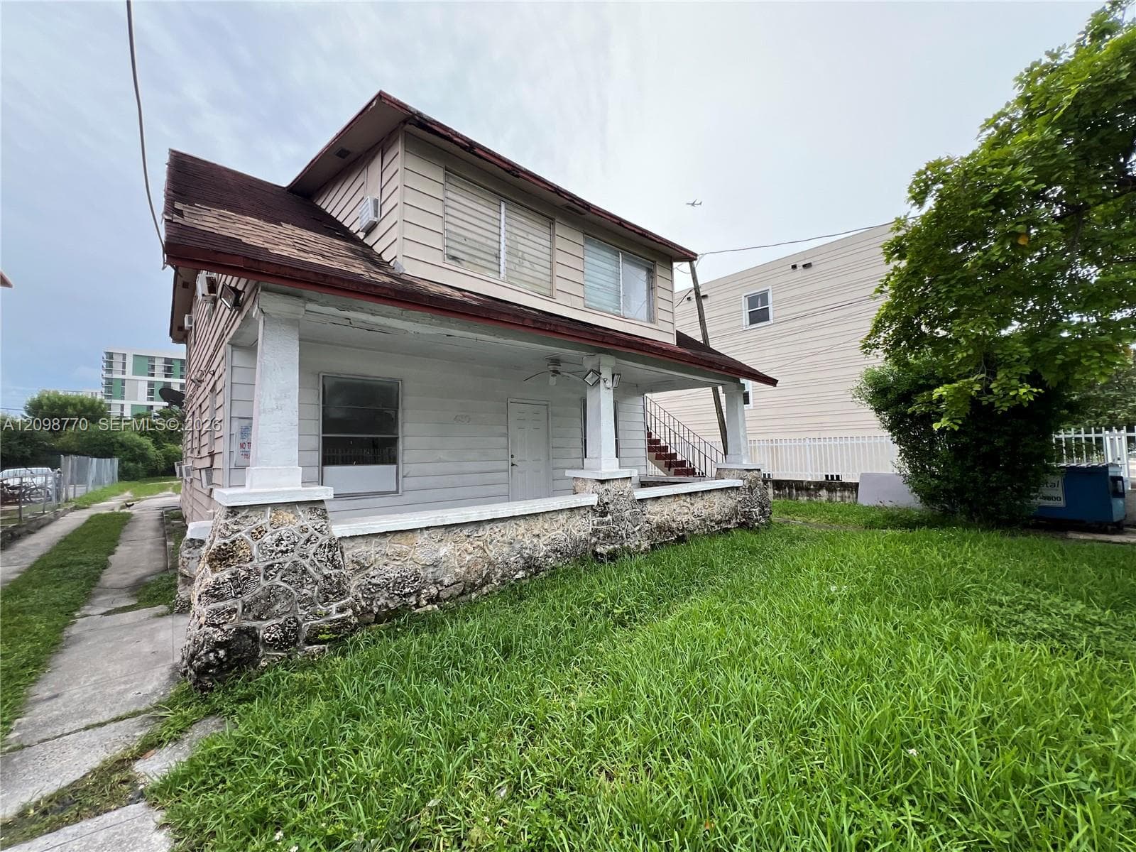 430 SW 3rd St #1 photo 1