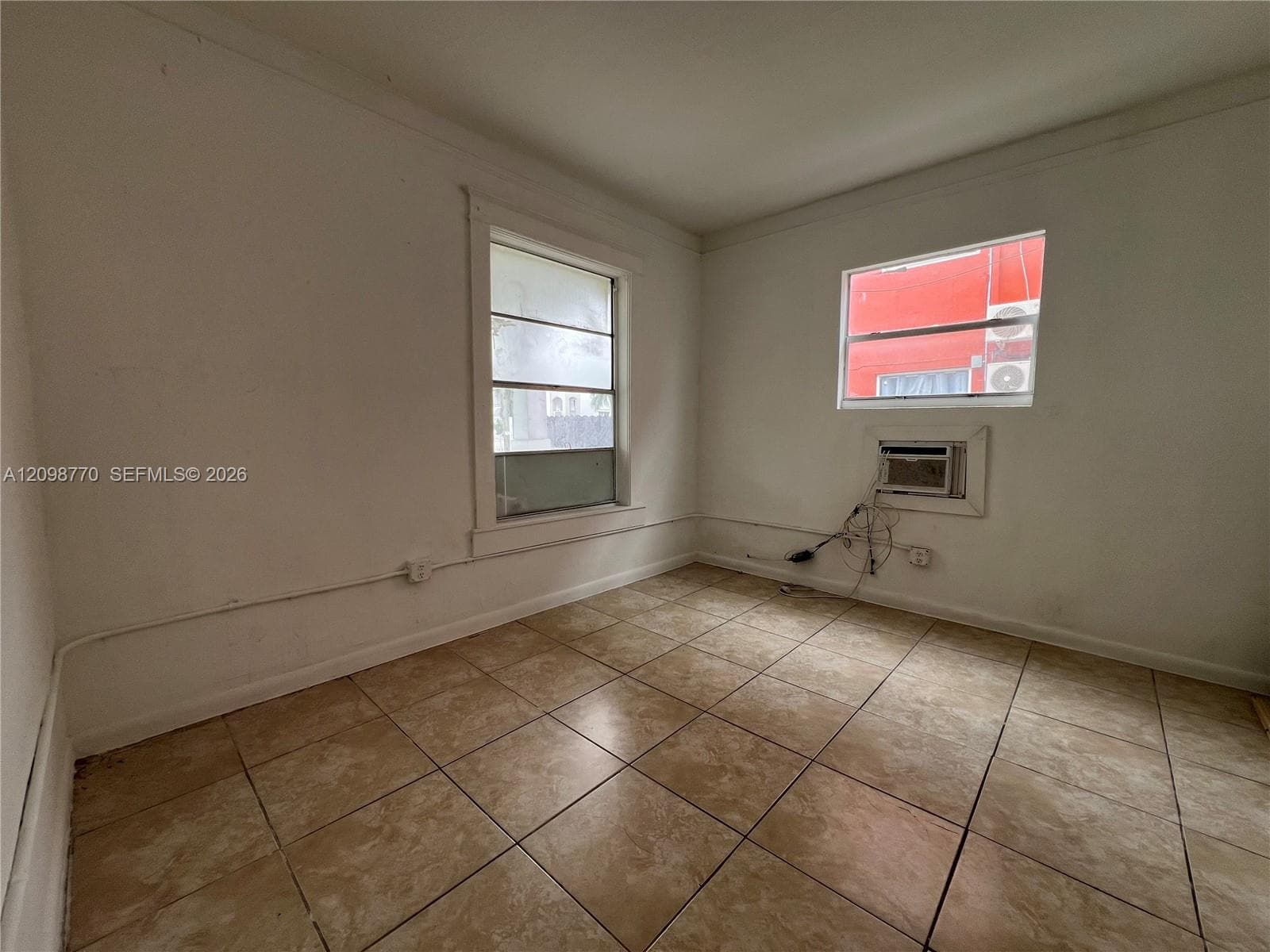 430 SW 3rd St #1 photo 4
