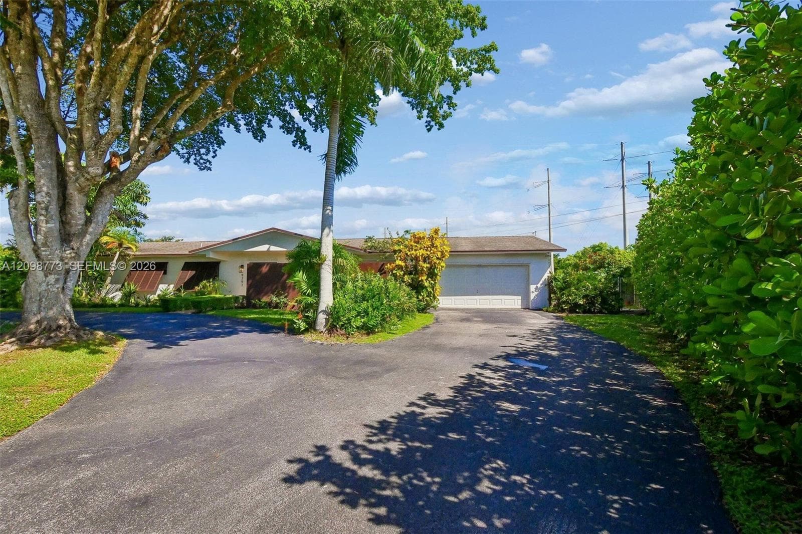 9791 SW 132nd Ter photo 3
