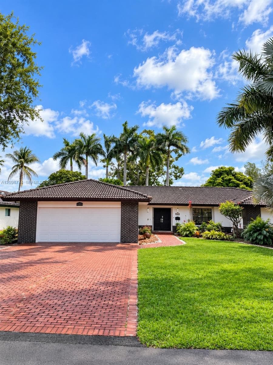 19265 E Saint Andrews Dr photo 4