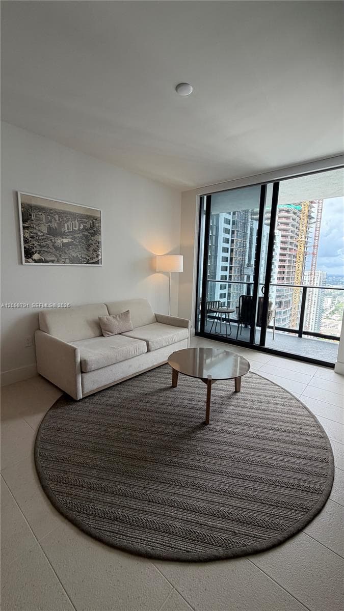 Gale Hotel & Residences (Natiivo) · #4404 in Miami - Photo 3