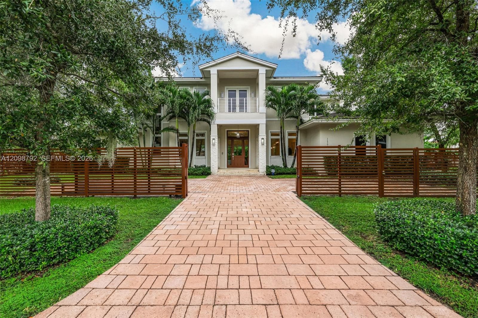 11701 SW 69 Ct photo 4