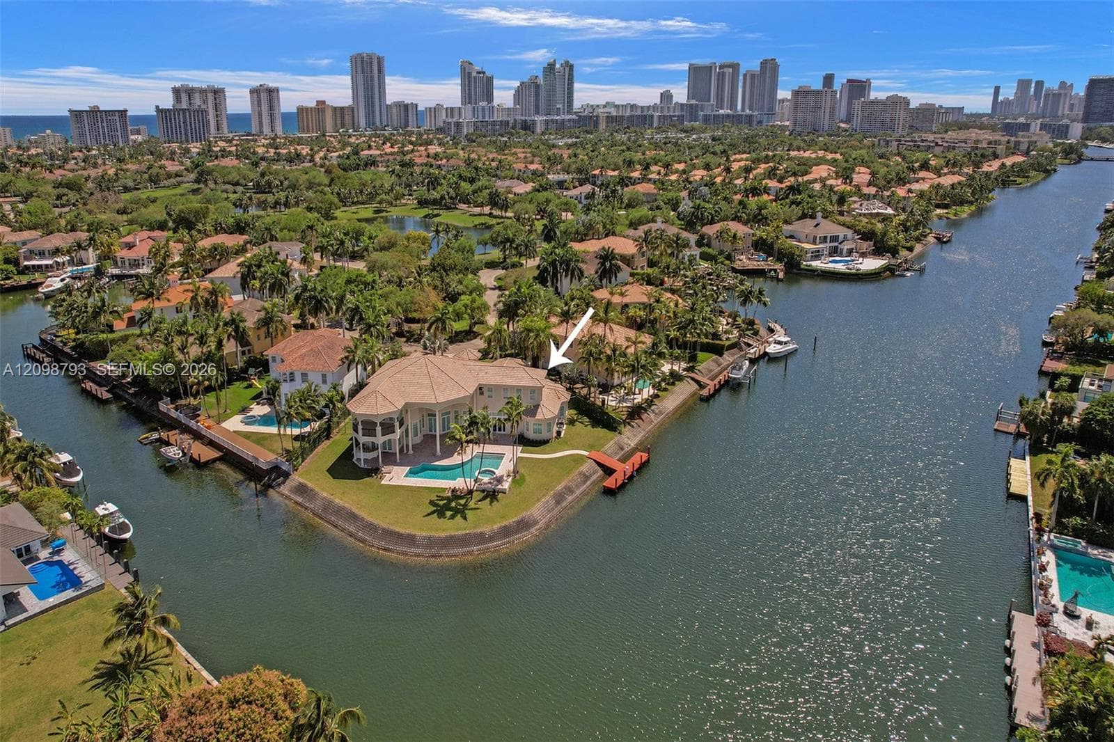 1130 Harbor Ct photo 11