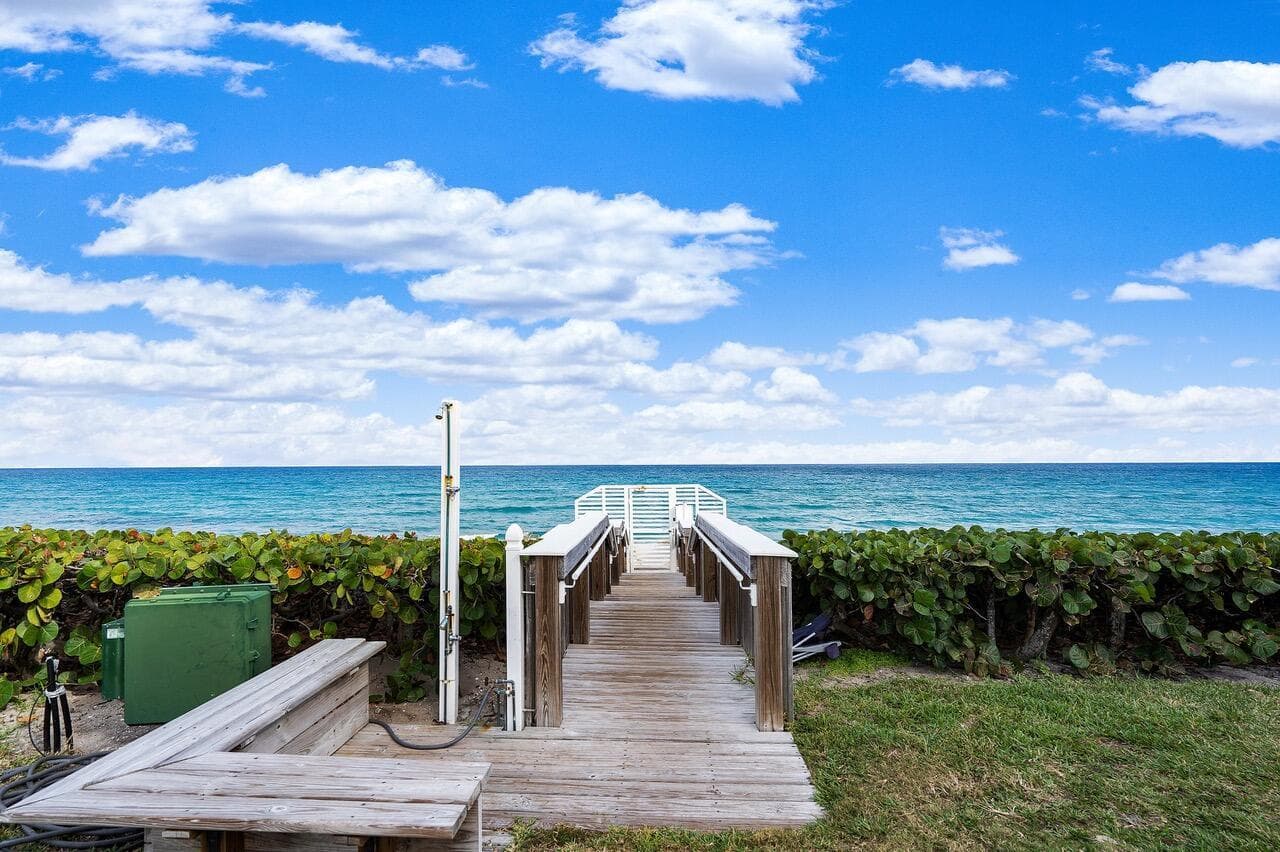 046-2000SouthOceanBoulevard-PalmBeach-FL