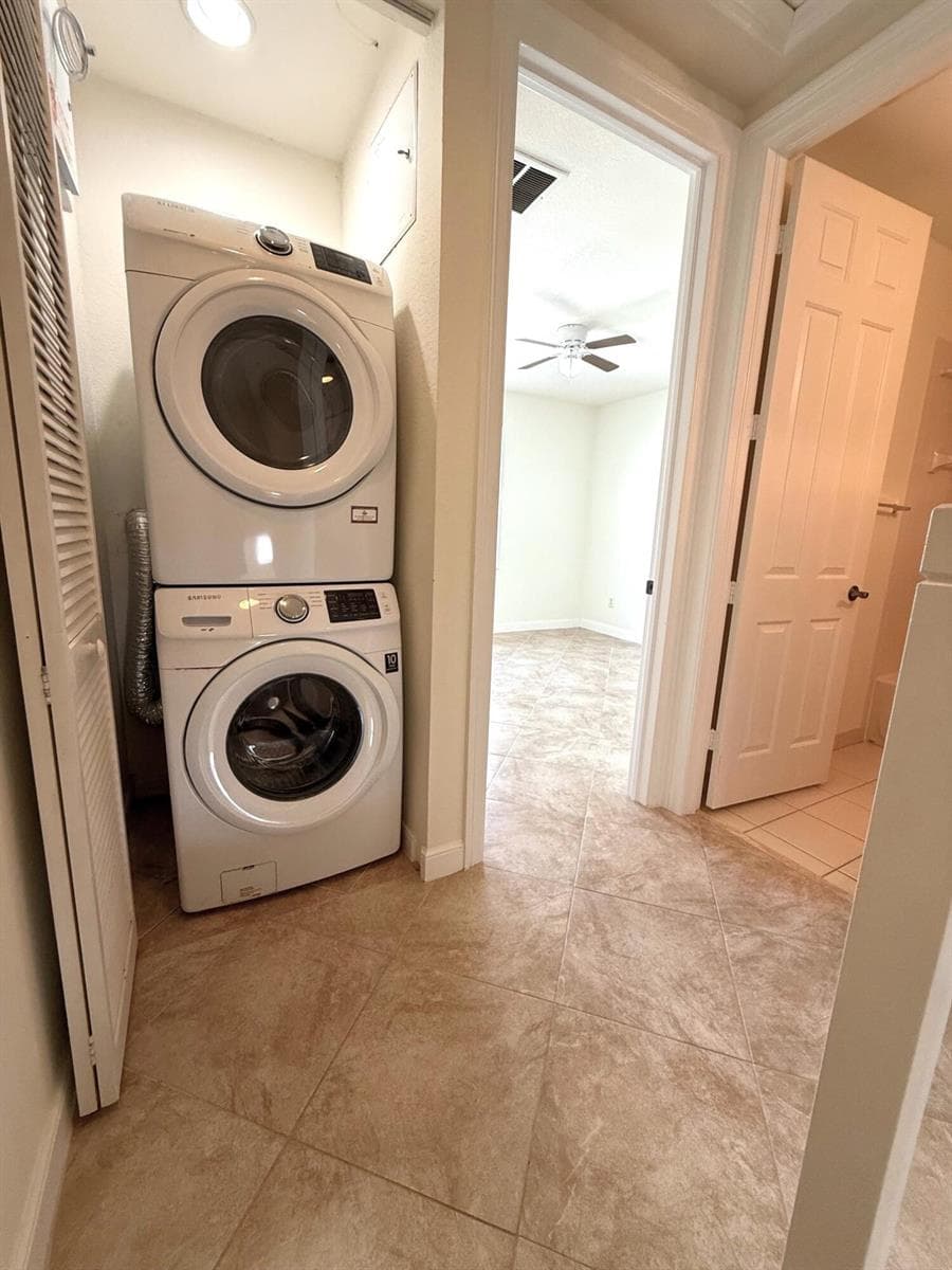 washer / dryer
