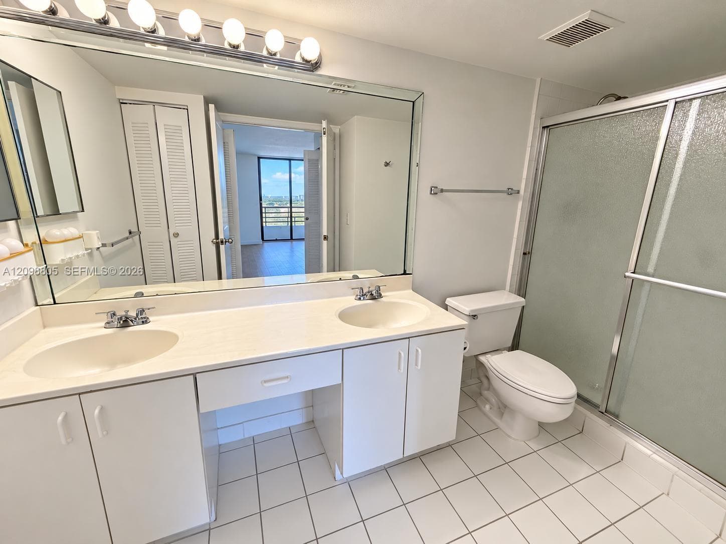 PARC CENTRAL AVENTURA SOU · #1801 in Aventura - Photo 15