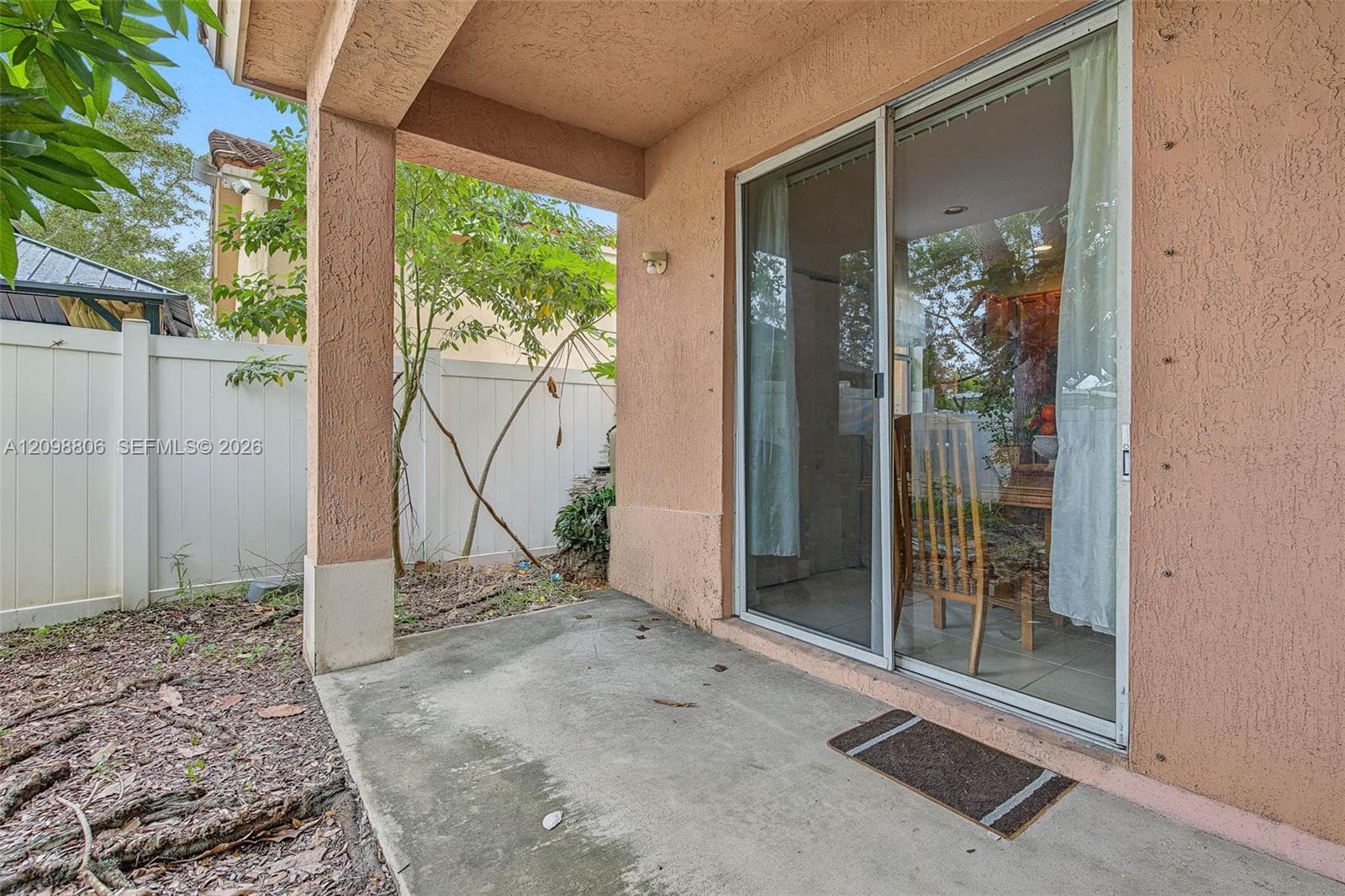 3940 NE 10th Dr photo 13