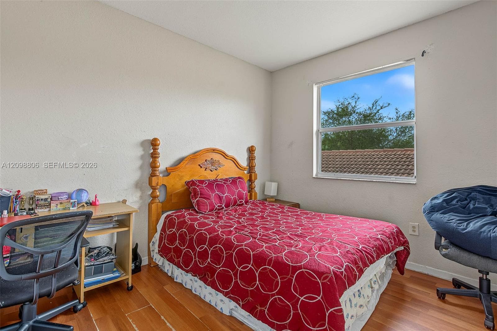 3940 NE 10th Dr photo 25