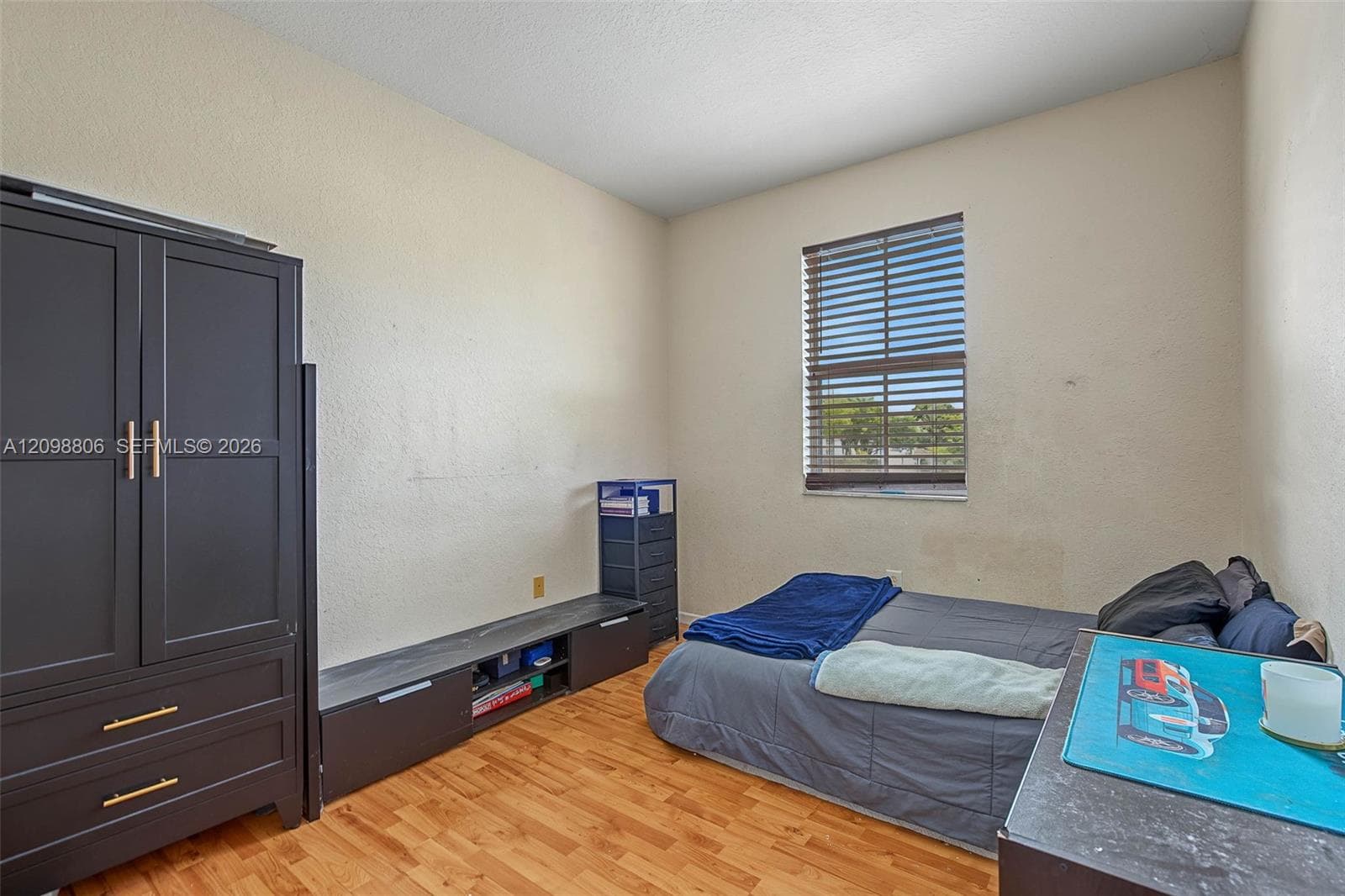 3940 NE 10th Dr photo 21
