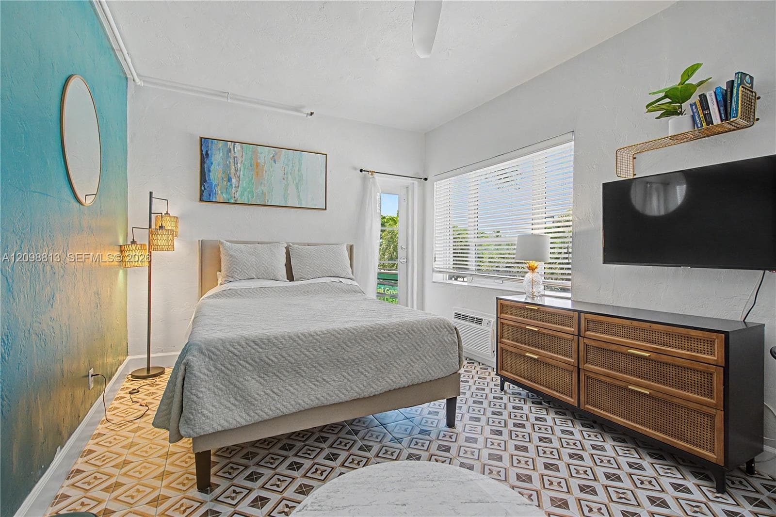 THE MANTELL CONDO · #236 in Miami Beach - Photo 2