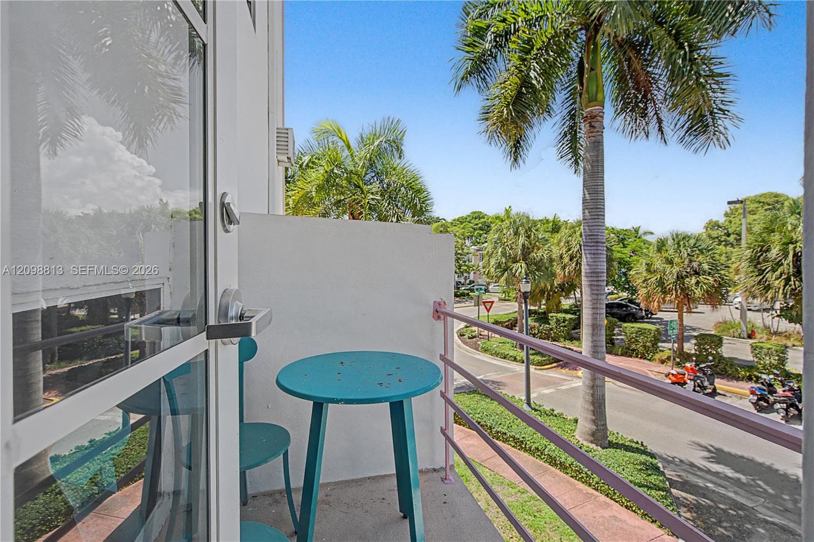THE MANTELL CONDO · #236 in Miami Beach - Photo 6