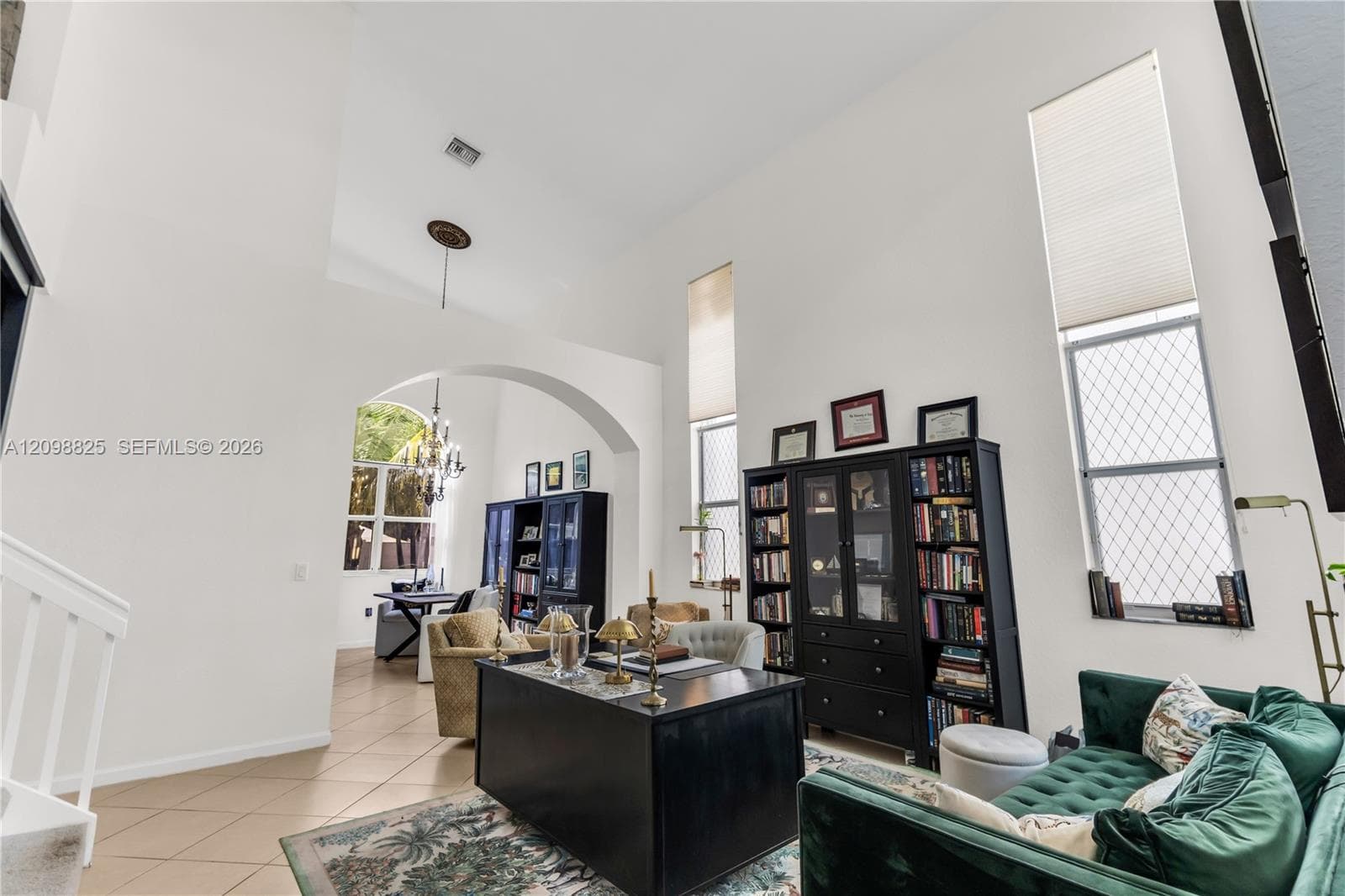 3742 NE 13th St photo 15