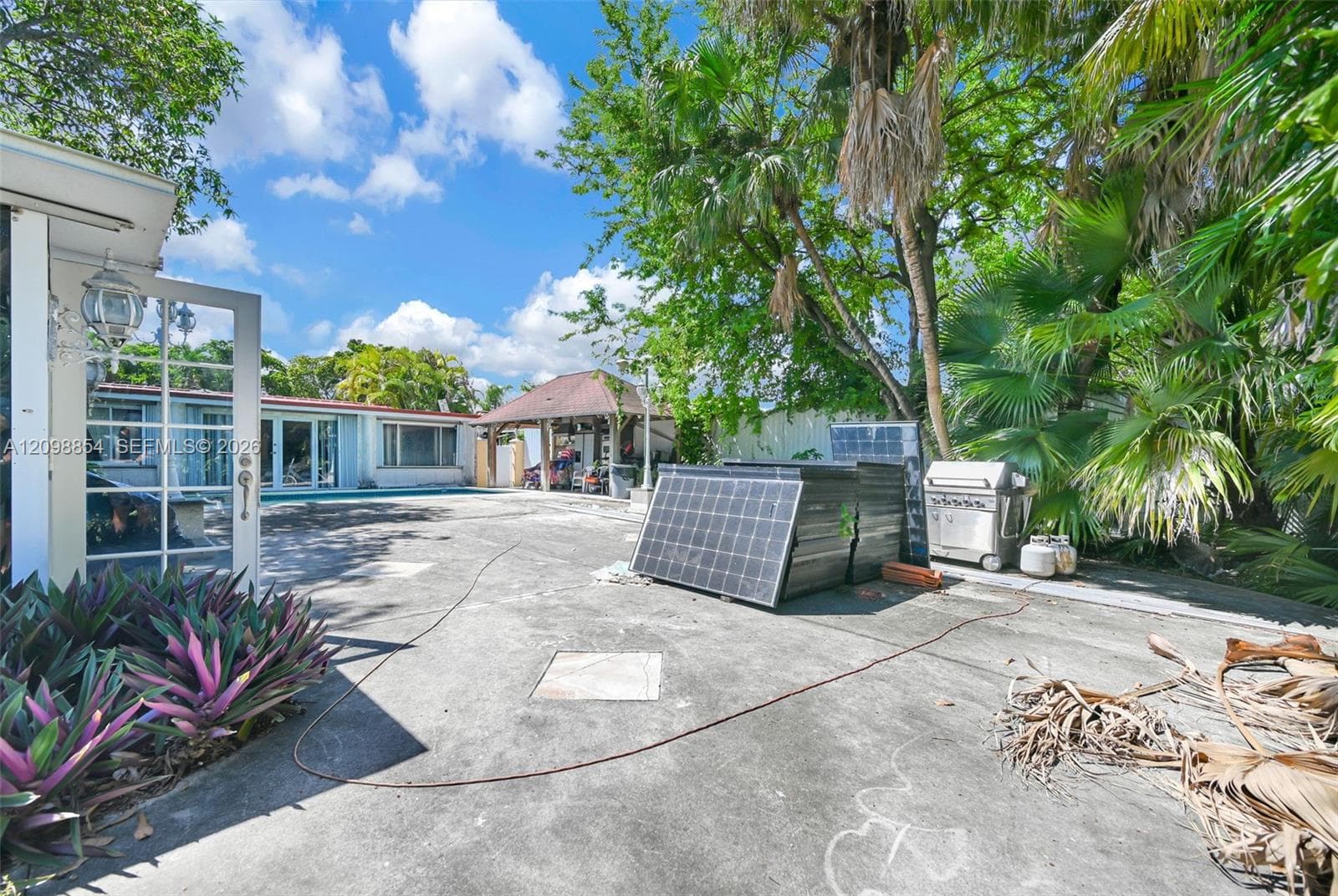 1425 SW 78th Ave photo 40