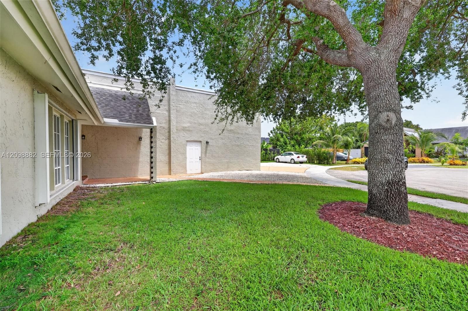 9315 SW 172nd Ter photo 2