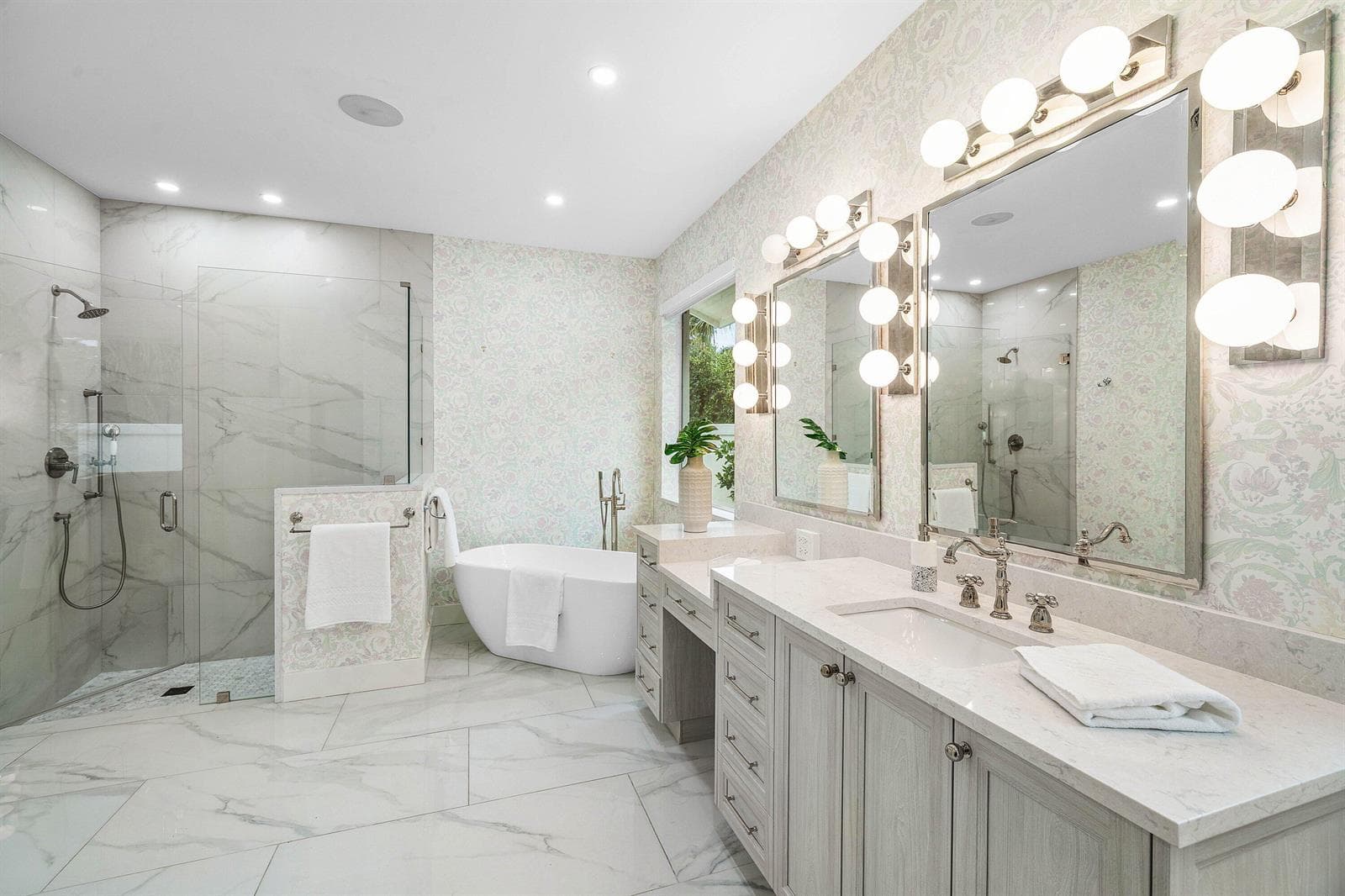 057-4356KassoCircle-BocaRaton-FL-33487-S