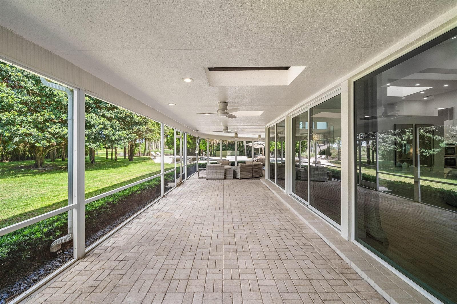 062-4356KassoCircle-BocaRaton-FL-33487-S