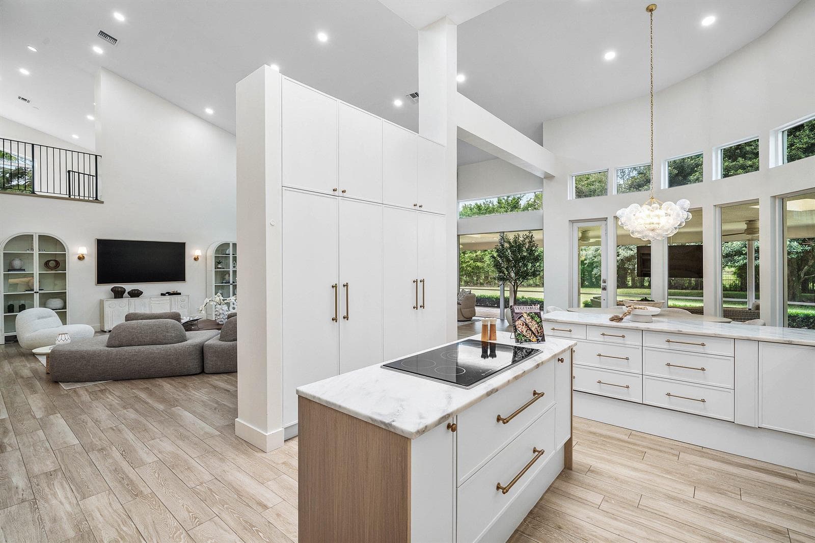 022-4356KassoCircle-BocaRaton-FL-33487-S