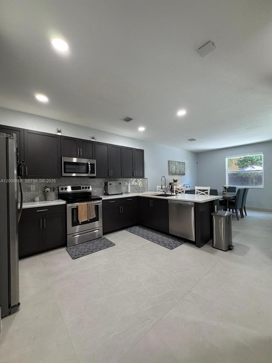 1324 SE 26th Ter #1324 photo 7