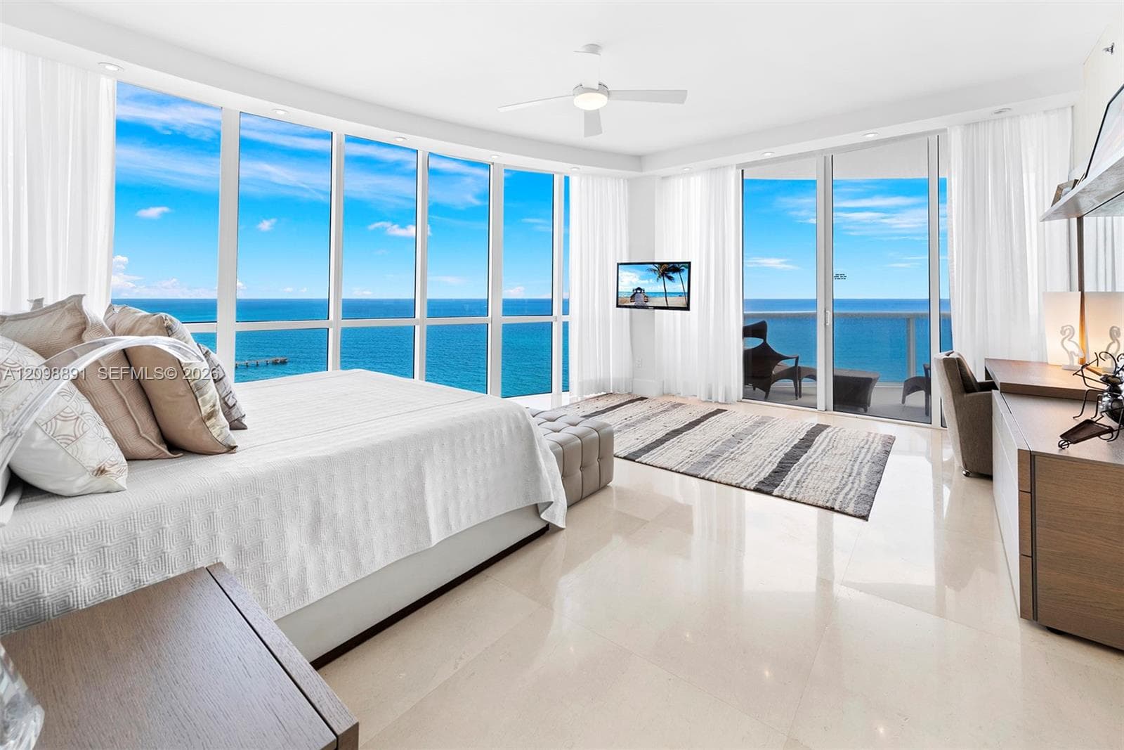 Trump Tower II · #2801 in Sunny Isles Beach - Photo 27