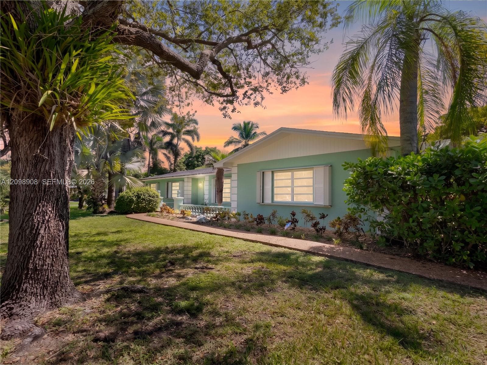 10100 SW 133rd St photo 1