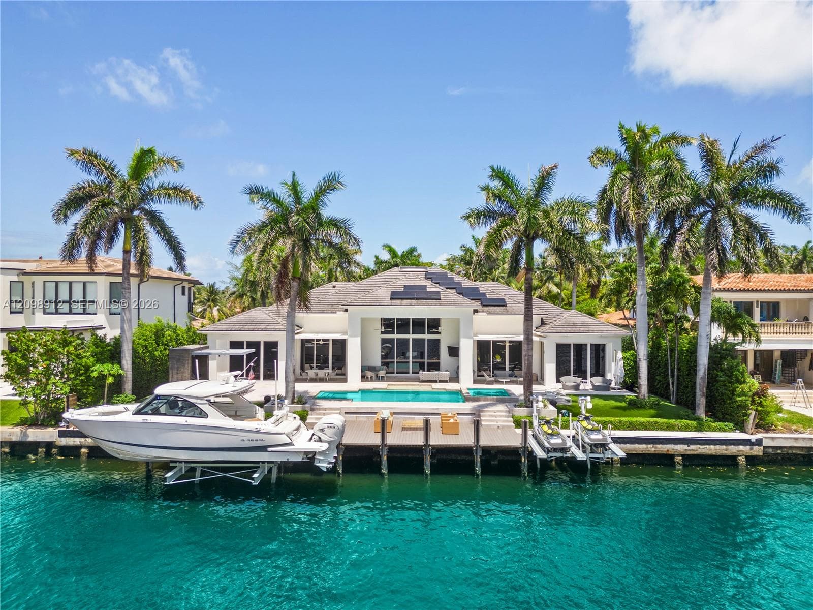 224 S ISLAND photo 26