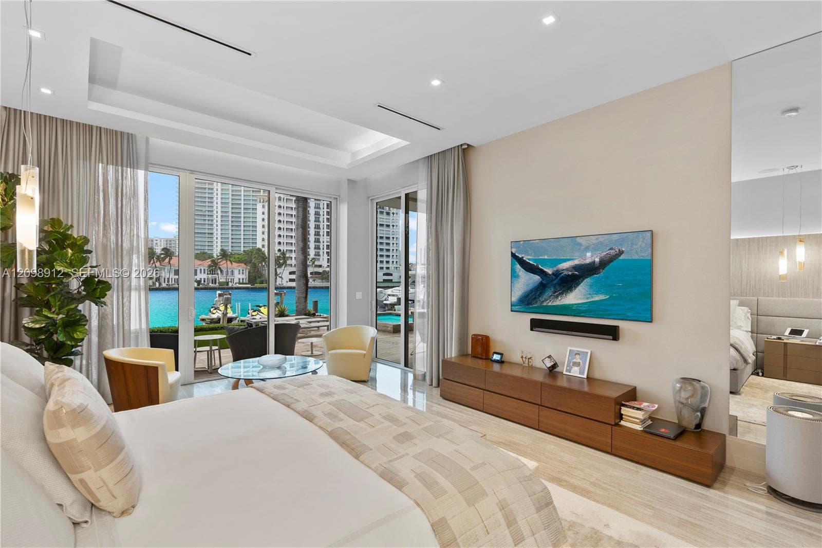 224 S ISLAND photo 98