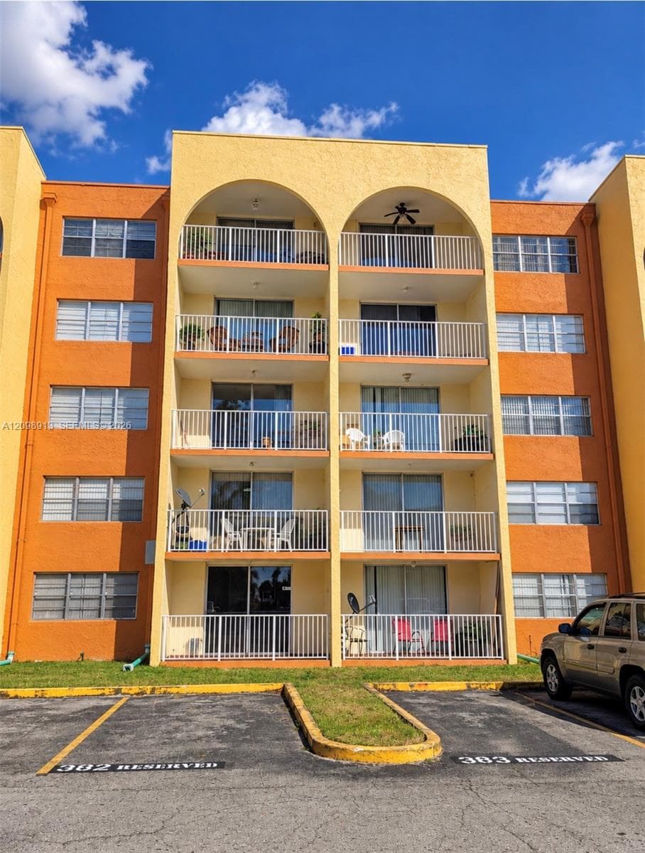 CORAL GATE WEST CONDO · #4-116 in Hialeah - Photo 1