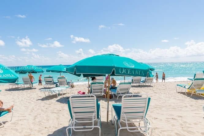 Oceania III · #1832 in Sunny Isles Beach - Photo 46